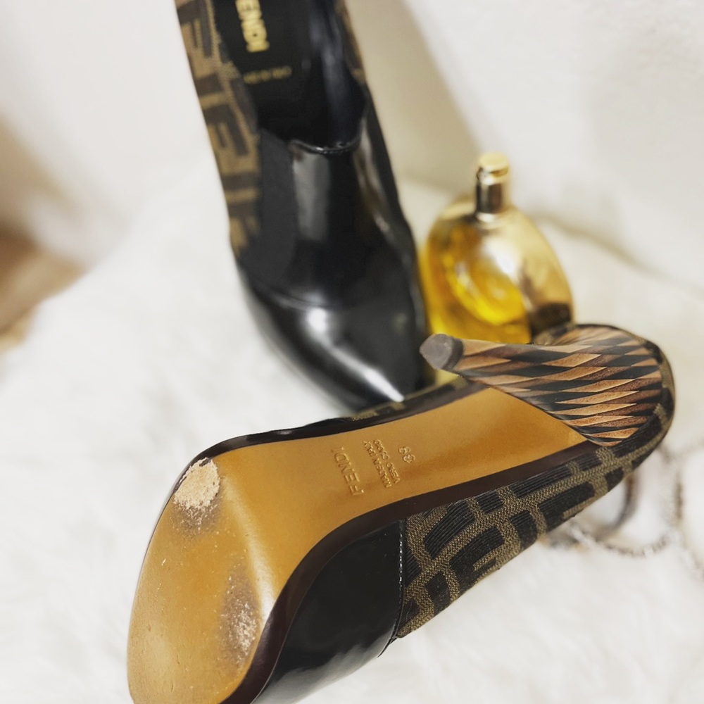Fendi Bootie original box and dust bag.Gently Used . - Picture 3 of 3